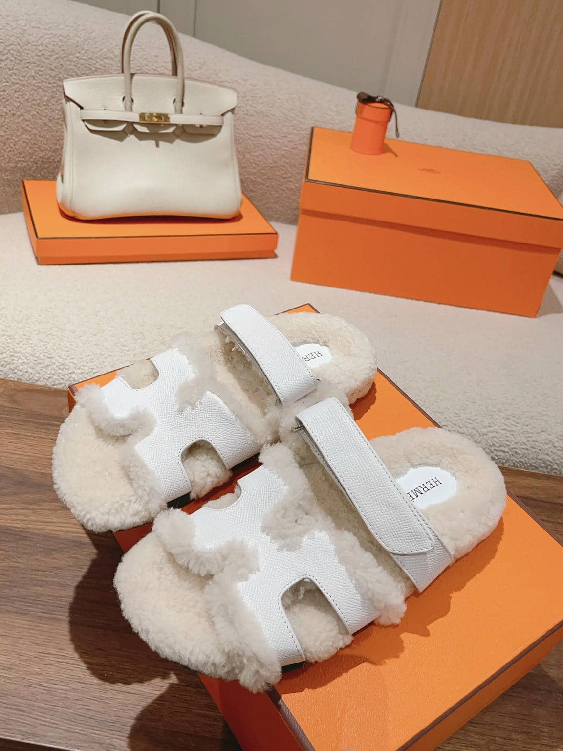 Hermès fur slippers-39
